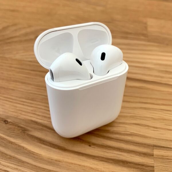 i12 airbuds - Image 3